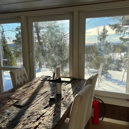 Semesterbostad Retreat Ved Med In & Out, Norefjell