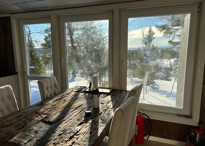 Semesterbostad Retreat Ved Med In & Out, Norefjell